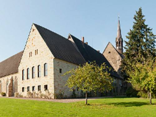 Blick von außen auf das Kloster Loccum